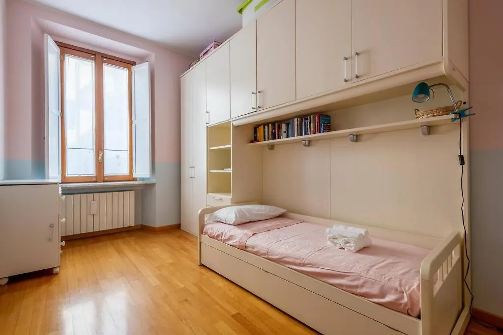 Easylife - Elegant Apartment In Pta Venezia Milan 0*,  Italy