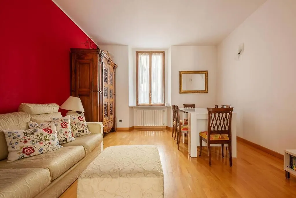 Easylife - Elegant Apartment In Pta Venezia Milan Italy