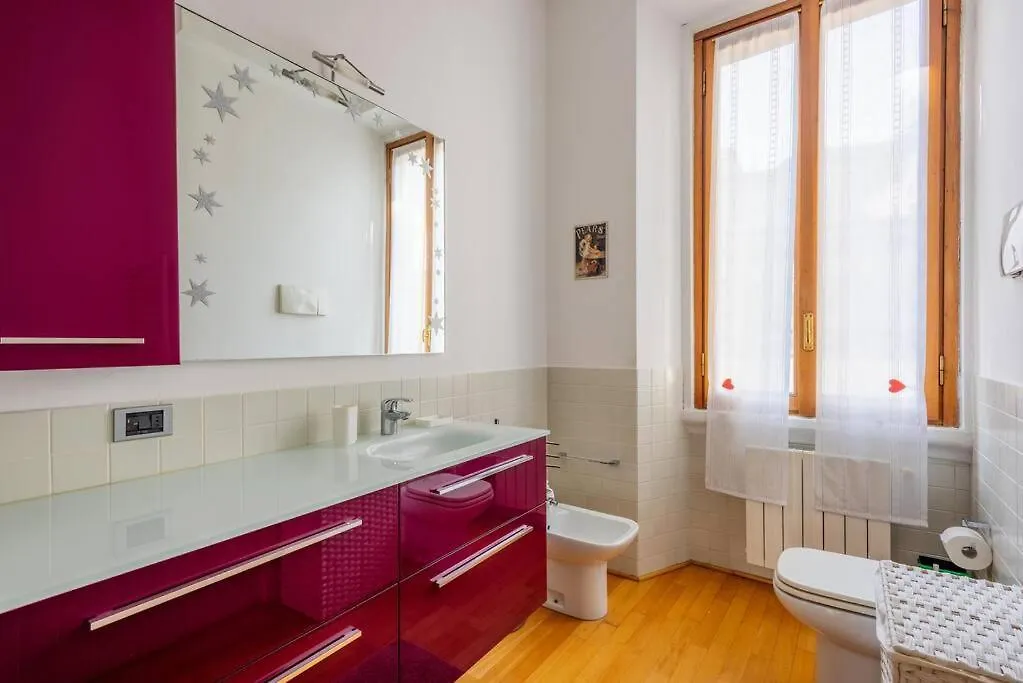 Easylife - Elegant Apartment In Pta Venezia Milan Italy